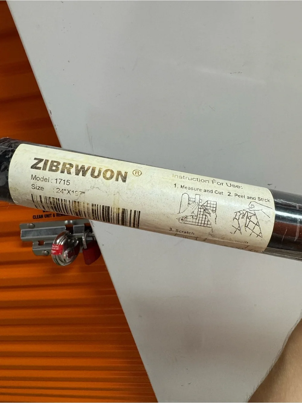 Zibwuon black white